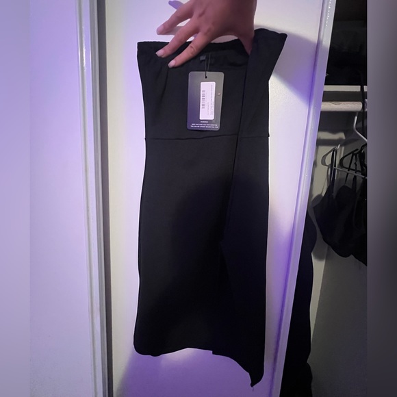 Off shoulder dress - Picture 2 of 2